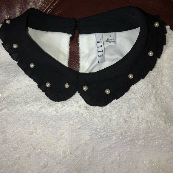 Elle Modern White Textured Tee. Interior Lined with Sequins. NWT. Large - Picture 2 of 6